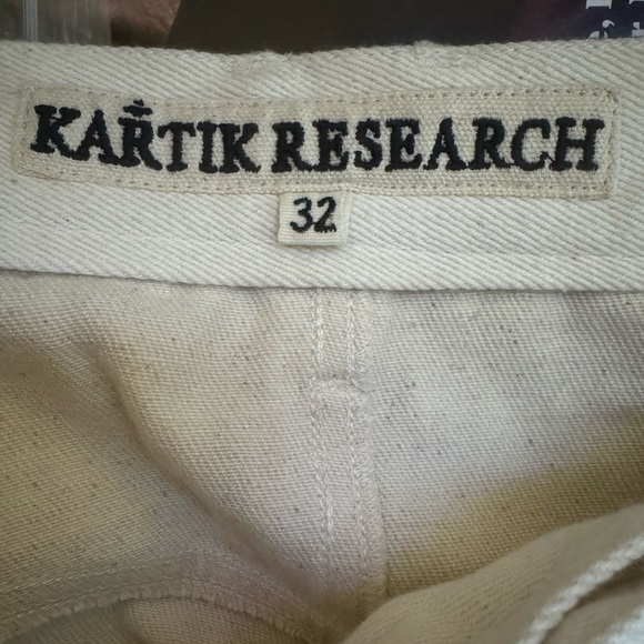 KARTIK RESEARCH Faux Pearl Embellished Ecru Jeans Indian Size 32 $680 NWT - Picture 7 of 9